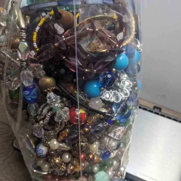 Jewelry Lot 4+ lbs 1122 Wearable Sellable Mystery Lot Free Shipping - Picture 4 of 7